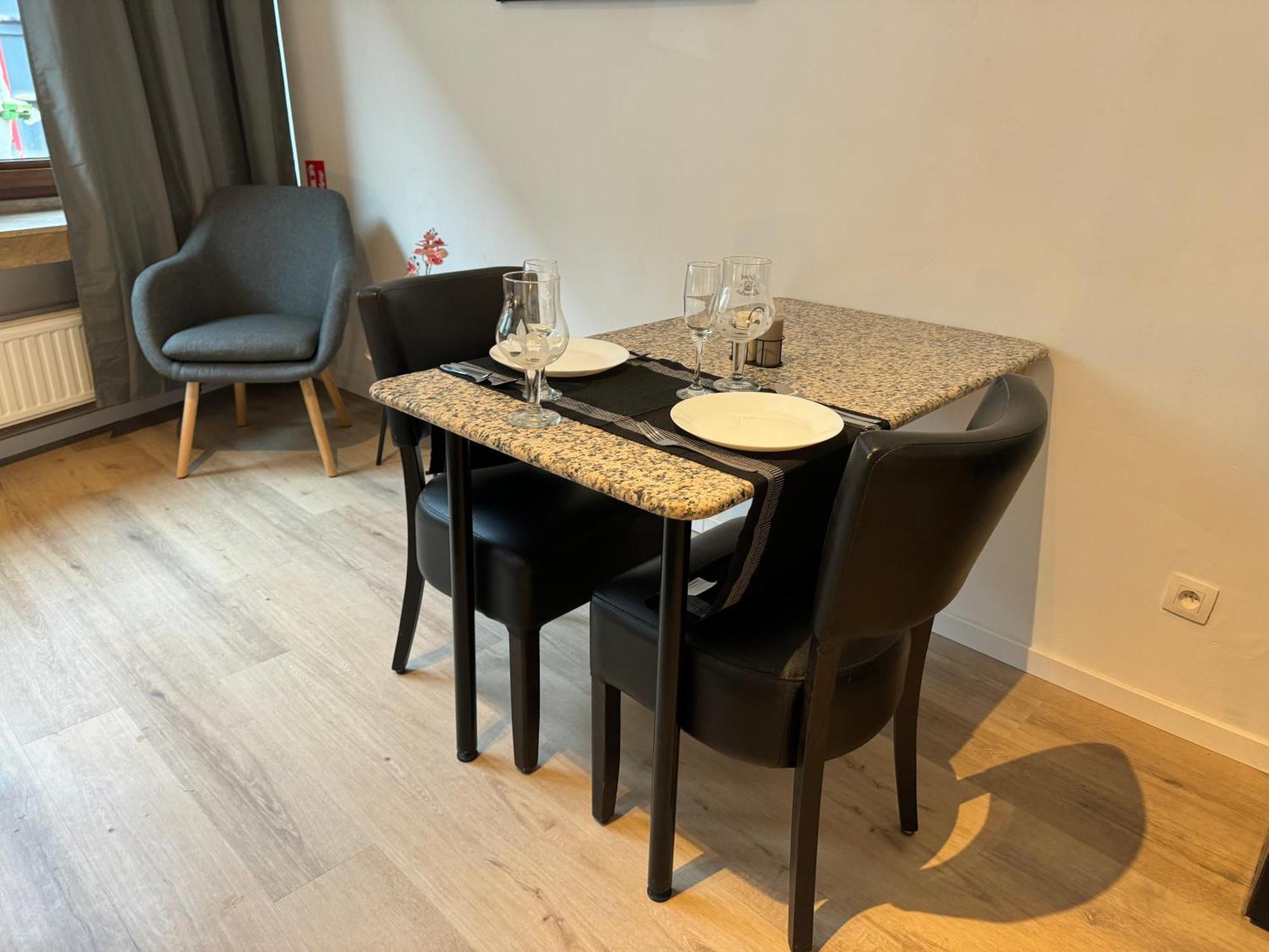 Two Bedroom Loft In The City Center By The Meir 안트베르펜 외부 사진