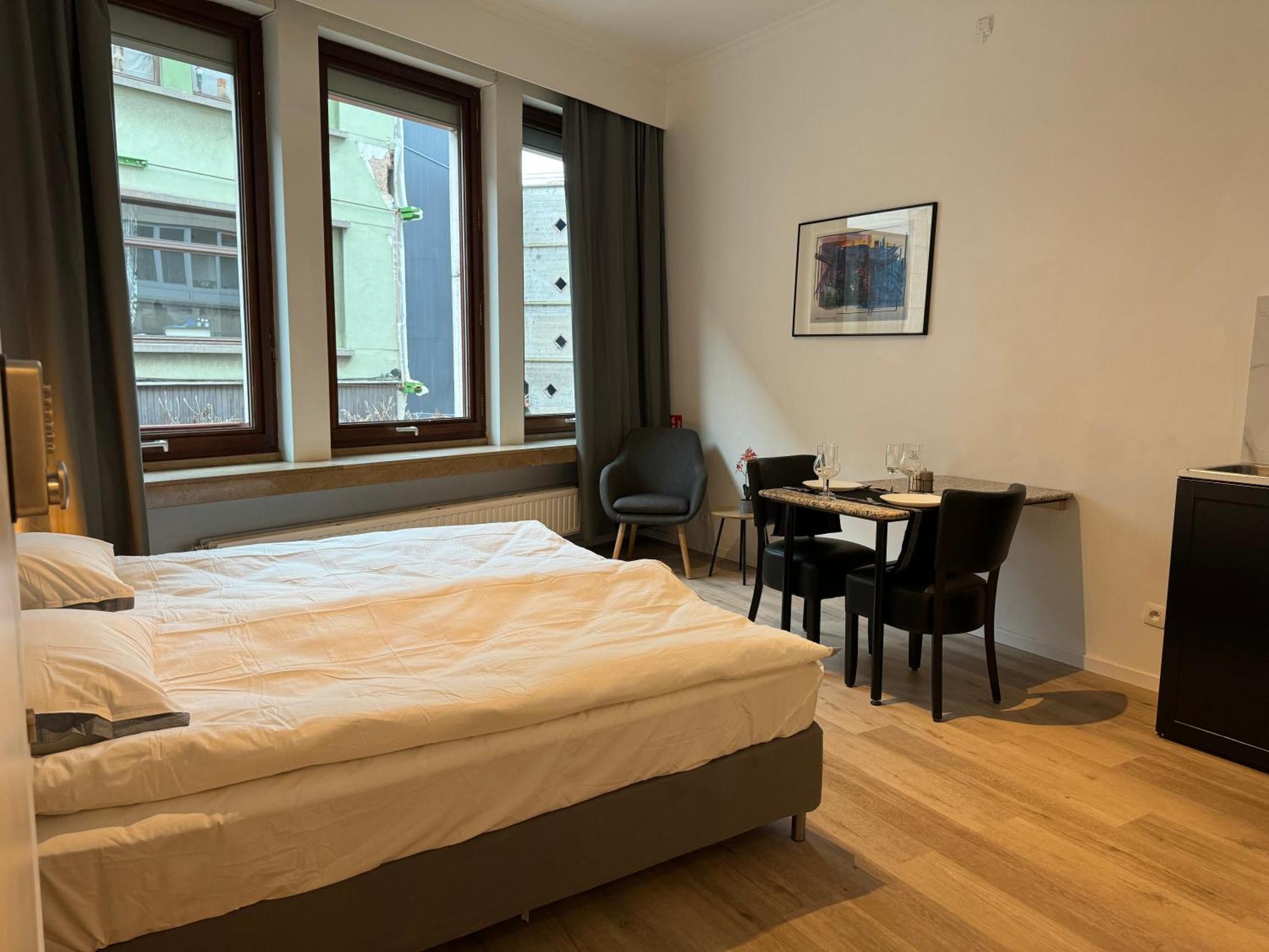 Two Bedroom Loft In The City Center By The Meir 안트베르펜 외부 사진